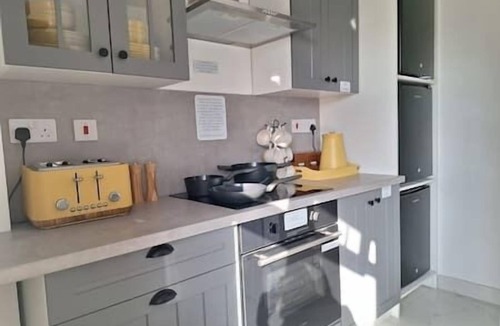 Northampton Apartment | Vacation Time at Sunny Waves