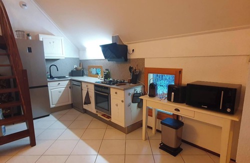 Lombez Villa | Vacation villa with pool and air conditioning