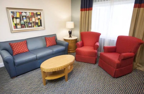 West Yarmouth House | Vacation week at Cape Code in stunning resort