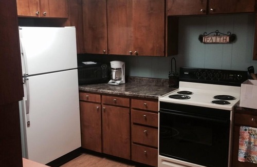 L'Anse Cabin | Vacationing @ "HERE ON THE BAY"