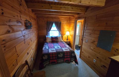 Island Falls Apartment | Vacationland Estates Resort