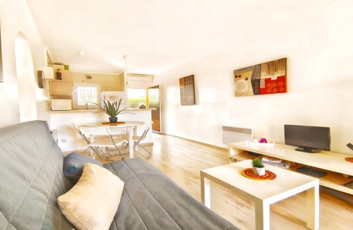 L'Escala Apartment | VACAY L'Escala - Apartamento Ibiza