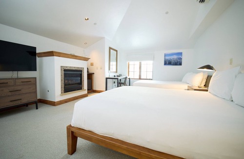 Vail Hotel | Vail Mountain Retreat | 1 Unit | Near East Meadow Drive