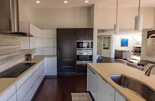 Vail Apartment | Vail + Pet Friendly + Private Hot Tub!