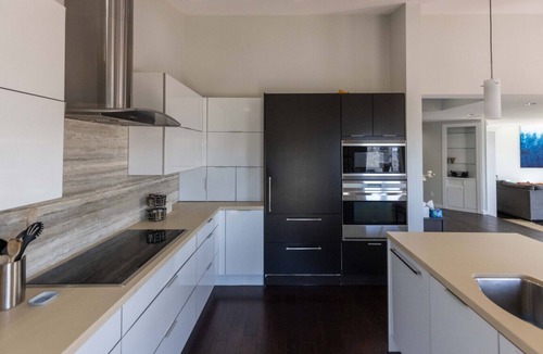 Vail Apartment | Vail + Pet Friendly + Private Hot Tub!