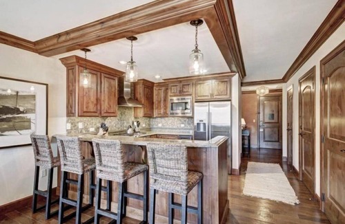 Vail Hotel | Vail Ritz Carlton 2 Bed