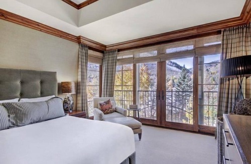 Vail Hotel | Vail Ritz Carlton 2 Bed