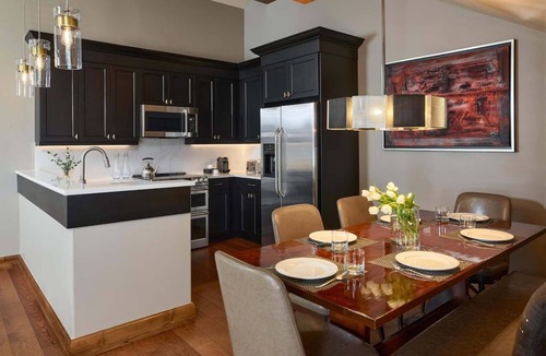 Whitepine House | Vail Village Location, 5 Star Services & Amenities + Ski In/Out Base Camp