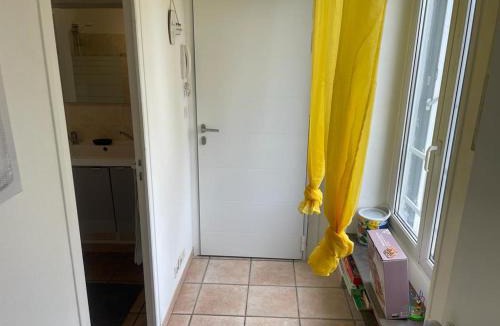 Etampes Apartment | Valérie