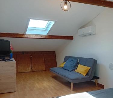 Nissan-lez-Enserune Apartment | Valérie