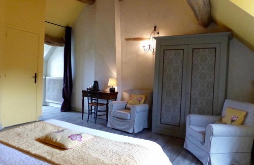 Joux-la-Ville Bed & Breakfast | Val de la Nef