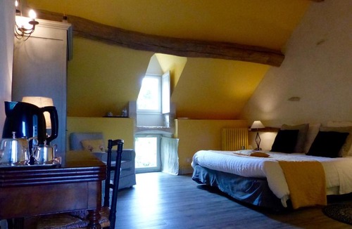 Joux-la-Ville Bed & Breakfast | Val de la Nef