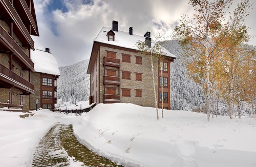 Baqueira Apartment | Val de Ruda Luxe 33 by FeelFree Rentals