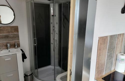 Orchamps-Vennes Apartment | VAL GITE #2 x2 people "L'ATELIER"