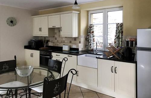 Lehon Apartment | Val Rive - Brandily Apartment