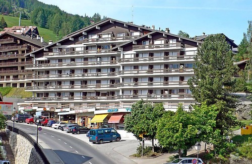 Saint-Pierre-de-Clages Apartment | Valaisia 44b by Interhome