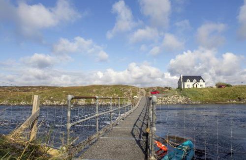 Ardroil House | Valasay Crofthouse