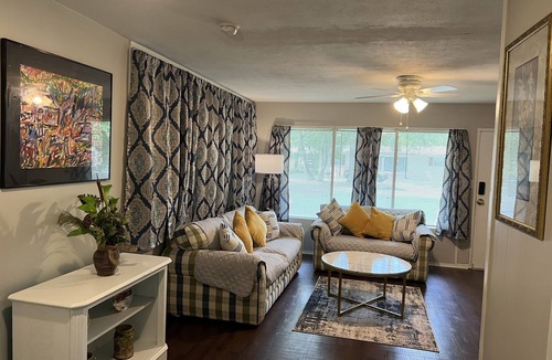 Valdosta House | Valdosta relax getaway