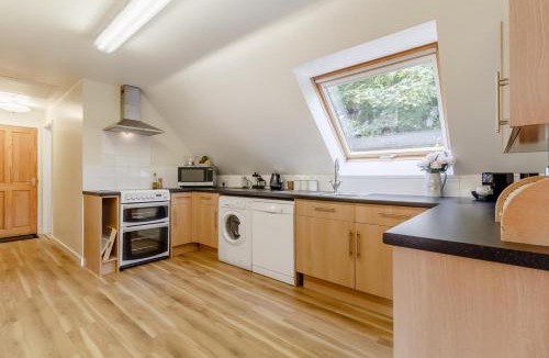 Hollesley Apartment | Vale View