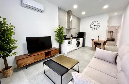 Pobles de l'Oest Apartment | Valencia Urban Escape Comfort Meets Luxury, 4 Ppl