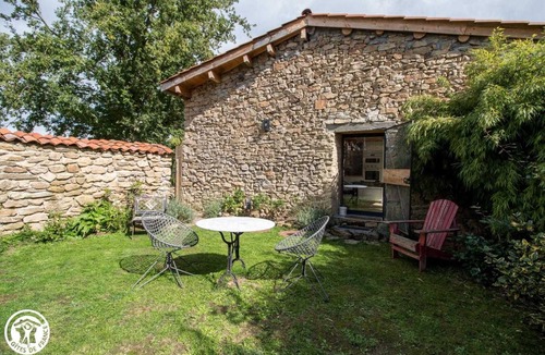 Dore-lʼEglise House | Valentin - Dore L'eglise