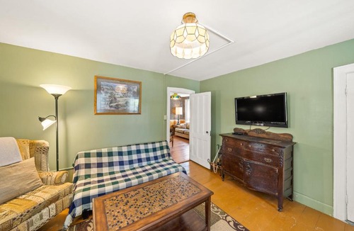 Adirondack House | Valentine Pond House