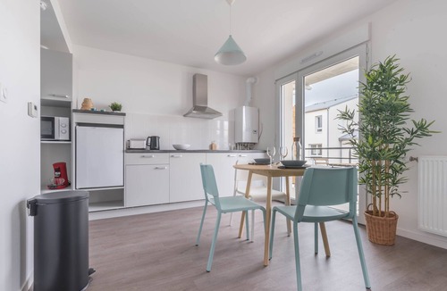 Nord - Gare Apartment | VALERIE- Studio proche gare, Wifi, arrivée 24/24