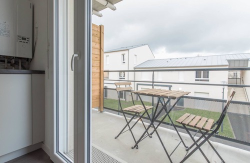 Nord - Gare Apartment | VALERIE- Studio proche gare, Wifi, arrivée 24/24