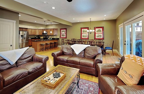 Oakland House | Valhalla on Mystic Creek | Hot Tub, Great Location!