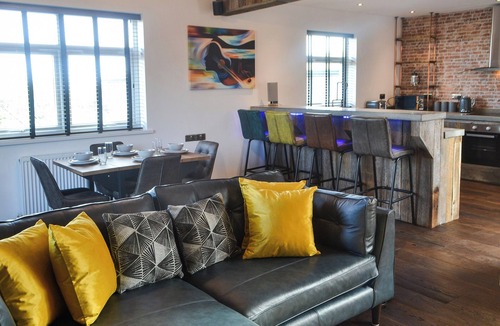 Woodhorn Cottage | Valhallah Cottage Retreat