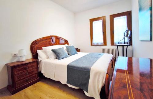 Sant Llorenc de Morunys Apartment | Vall de Lord, terraza con vistas a la montaña
