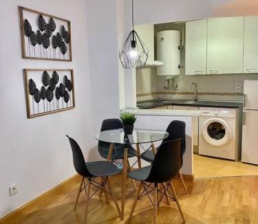 Villa de Vallecas Apartment | Valleca Tren Sierra Guadalupe 2