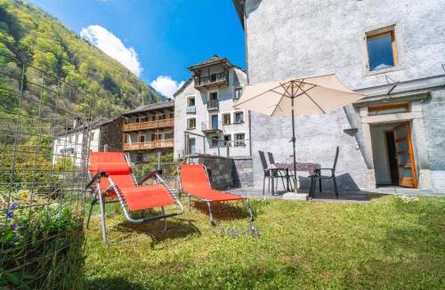 Lavizzara Apartment | Vallemaggia Green House