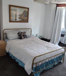 Steubenville Cabin | Valley and city views