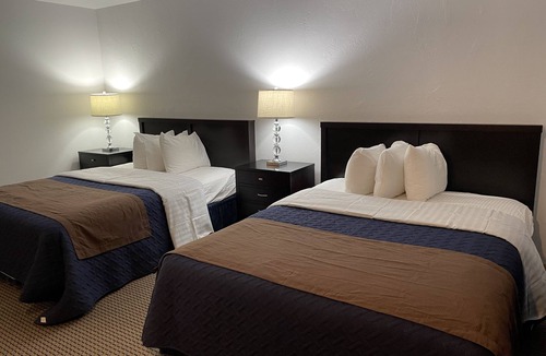 Winter Park Hotel | Valley Hi Motel - Near Winter Park Visitor Center