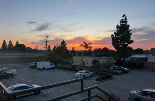 Castro Valley Hotel | Valley Inn