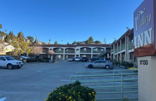 Castro Valley Hotel | Valley Inn