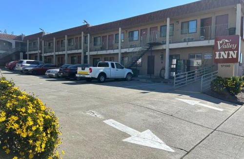 Castro Valley Hotel | Valley Inn