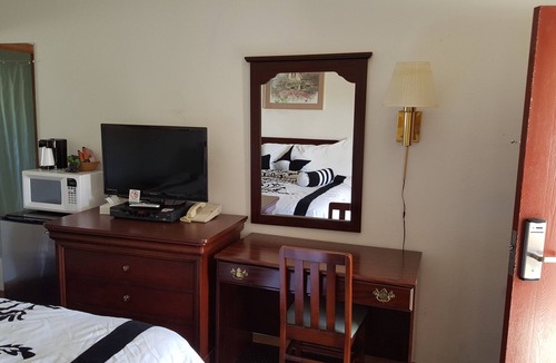 Lebanon Hotel | Valley Inn