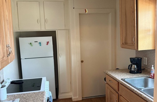 West Des Moines Apartment | Valley Junction Getaway