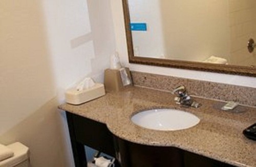 Woodland Hotel | Valley Oaks Inn Woodland