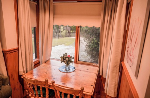 Bellbrae Apartment | Valley View 1BR Studio cottage (No pets allowed)