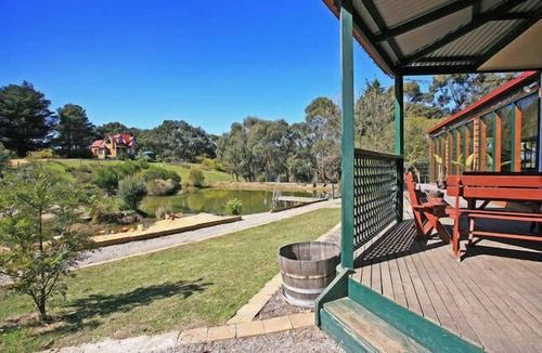 Bellbrae Cottage | Valley View 2BR cottage (No Pets Allowed)