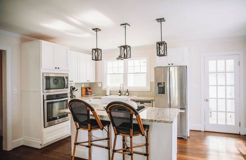 Millville House | Valley View Cottage - Wine Country Escape