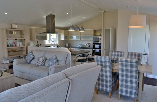 Swarland Apartment | Valley View - Duplicate