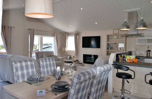 Swarland Apartment | Valley View - Duplicate