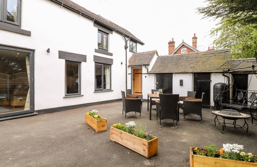 Hulland Ward Cottage | Valley View