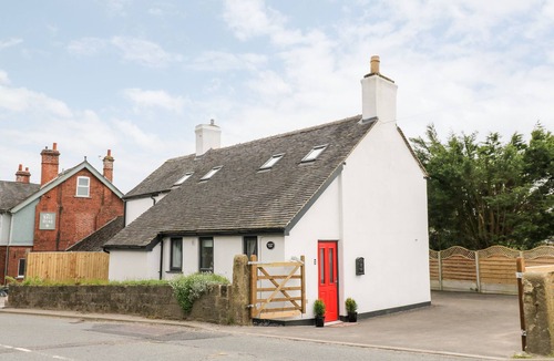 Hulland Ward Cottage | Valley View