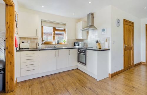 Llandrindod Wells Ski Chalet | Valley View Lodge Pet