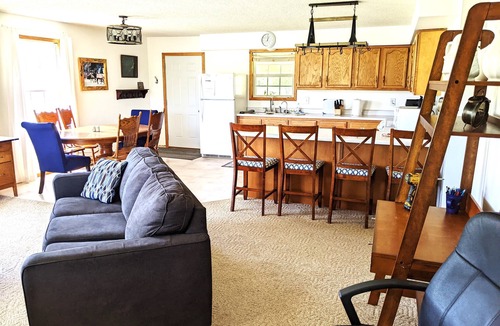 Lead Hill House | Valley View Homestead
